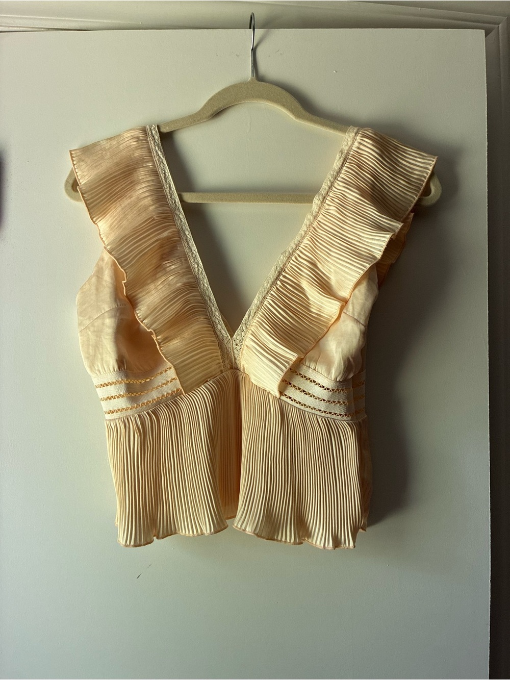vestique Pleated Ruffle V-Neck Camisole - Cream